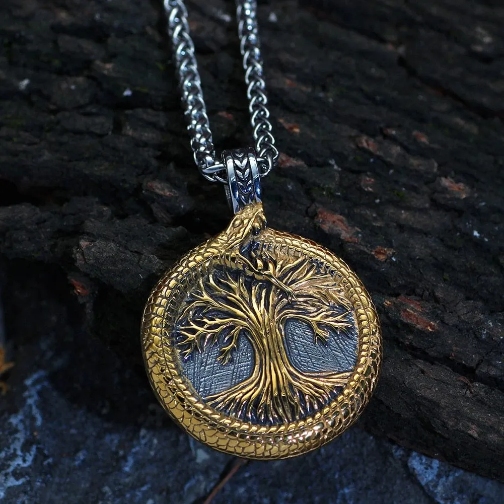 Collier arbre sacré d'Yggdrasil avec Jörmungand