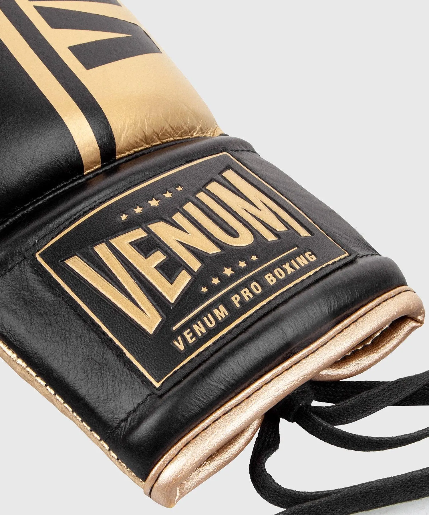 Guantes de Boxeo profesional Venum Shield – cordones - Negro/Oro