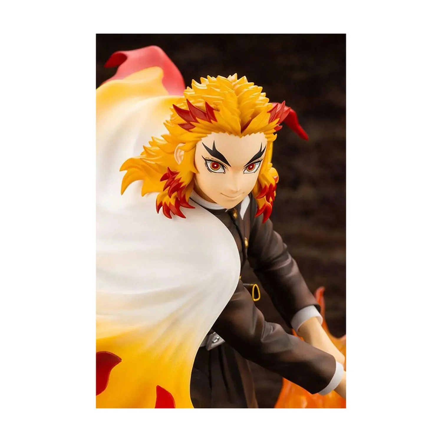 Kotobukiya Estatuilla Kyojuro Rengoku Demon Slayer: Kimetsu No Yaiba